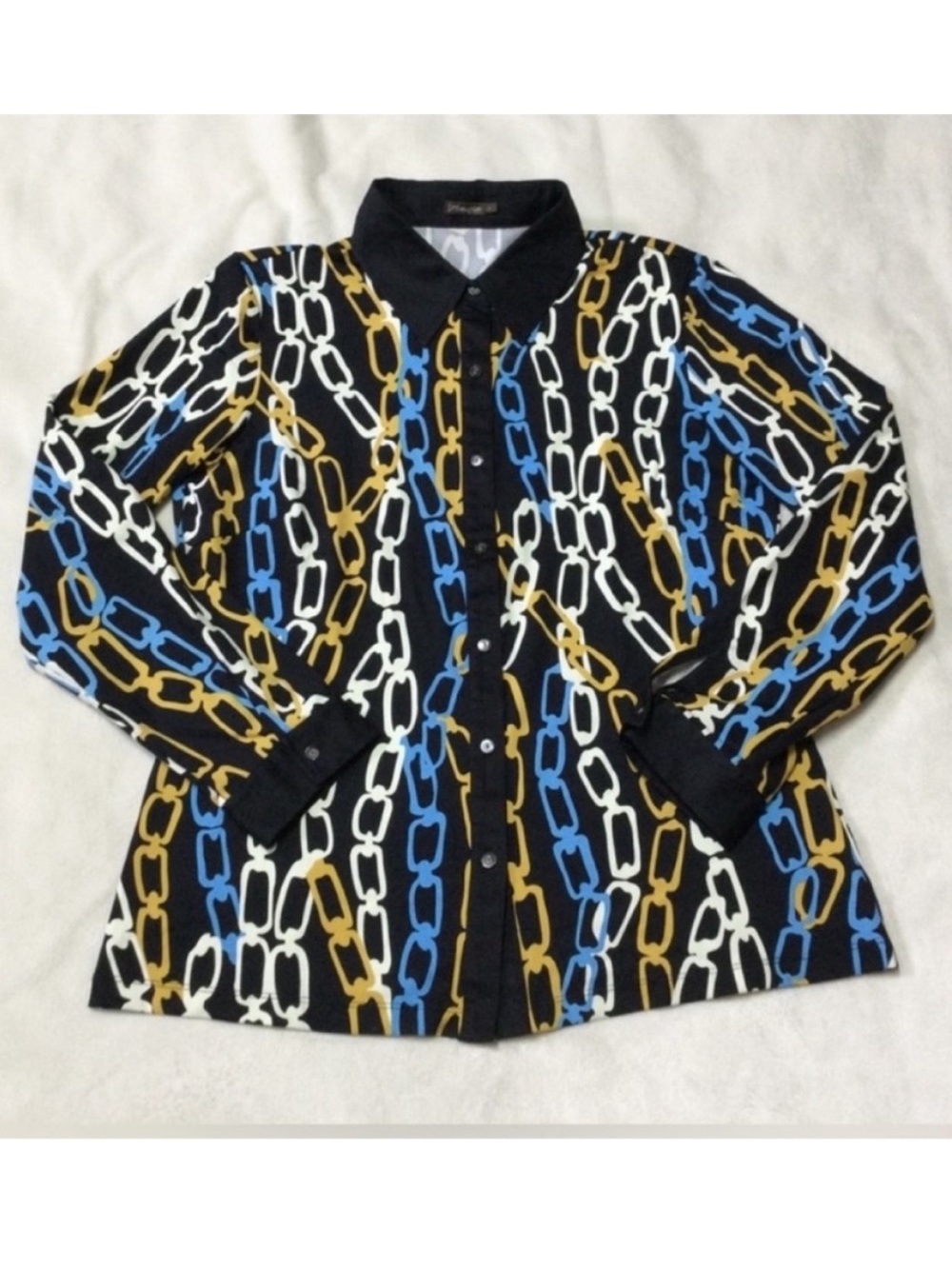 J.McLaughlin Button-Down
Chain
Top Large